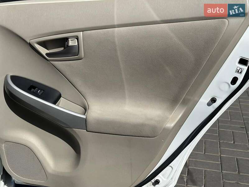 Хетчбек Toyota Prius 2012 в Одесі