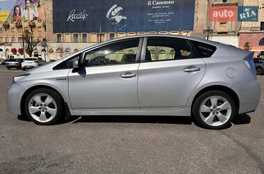 Хетчбек Toyota Prius 2014 в Харкові