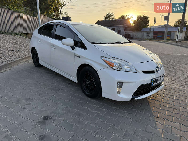 Хэтчбек Toyota Prius 2013 в Одессе
