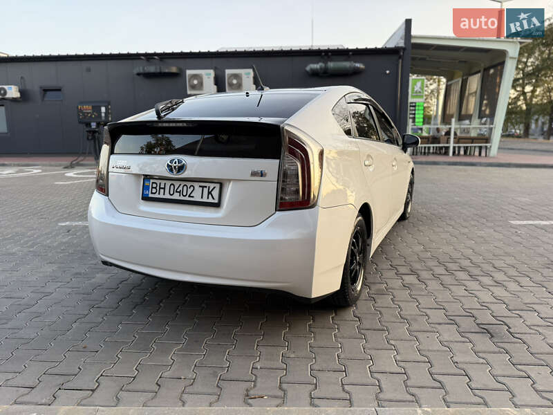 Хэтчбек Toyota Prius 2013 в Одессе