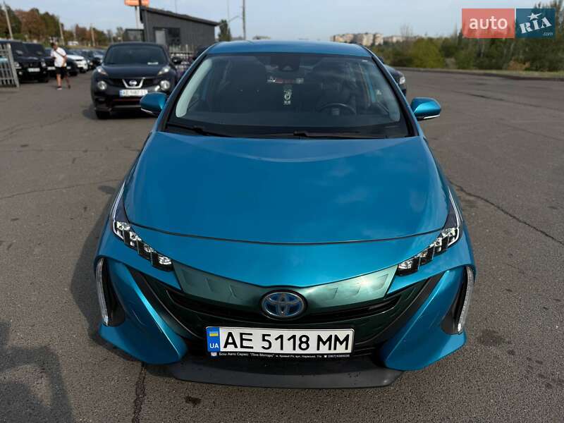 Хетчбек Toyota Prius 2019 в Кривому Розі