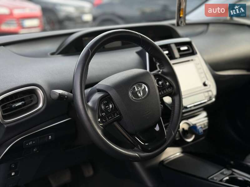 Хетчбек Toyota Prius 2019 в Кривому Розі