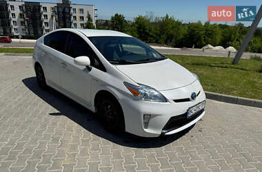 Хэтчбек Toyota Prius 2014 в Львове
