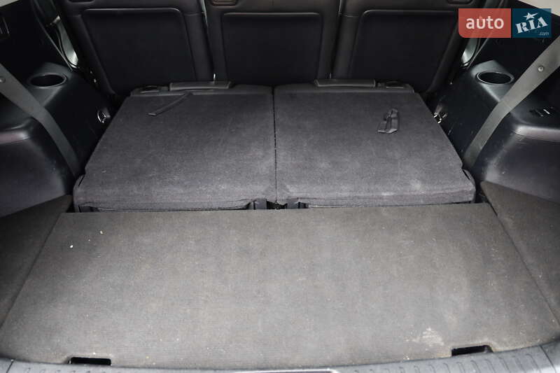 Хетчбек Toyota Prius 2016 в Луцьку