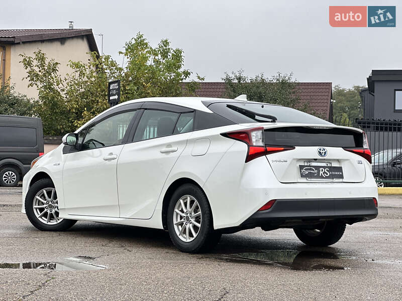 Хетчбек Toyota Prius 2021 в Києві
