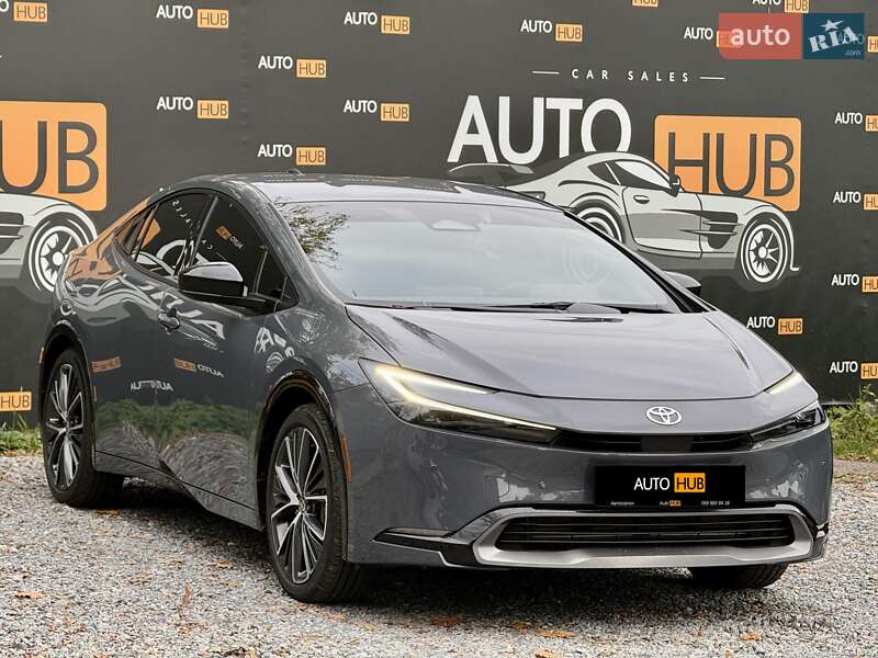 Хэтчбек Toyota Prius 2024 в Харькове
