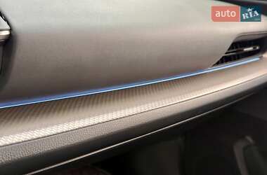 Хэтчбек Toyota Prius 2024 в 