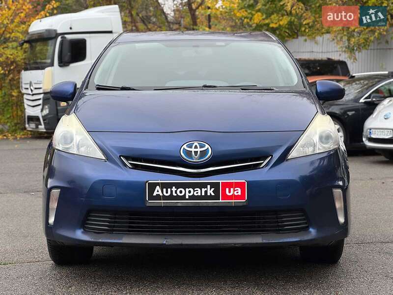Хетчбек Toyota Prius 2012 в Києві фото 4 Хетчбек Toyota Prius 2012 в Києві