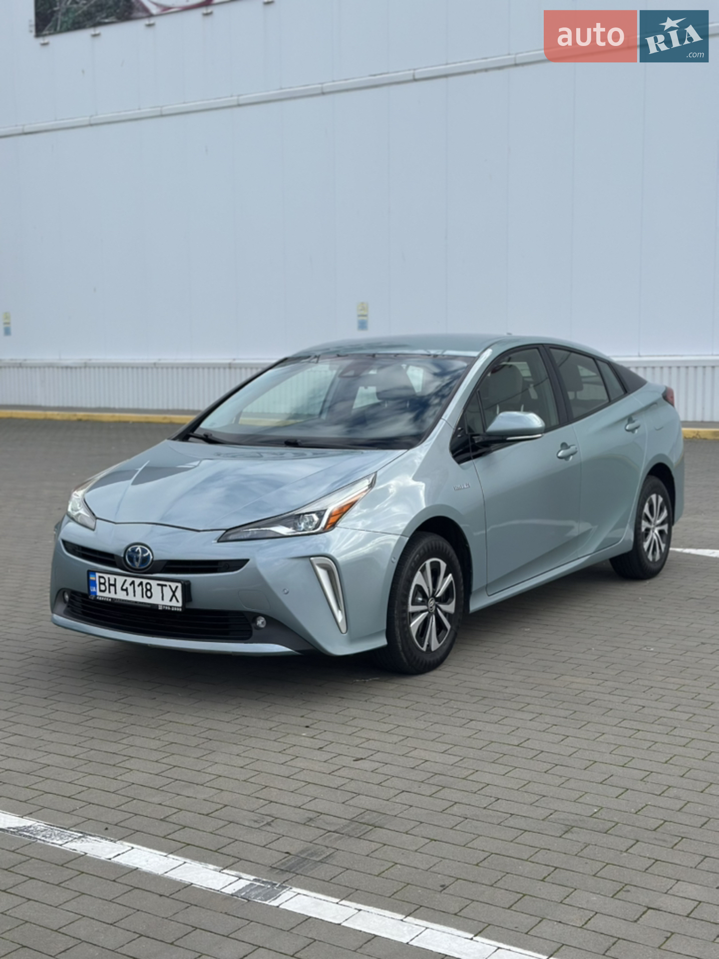 2019 Toyota Prius - фото 1