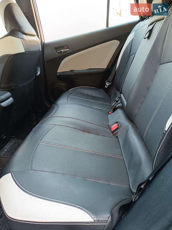 Хетчбек Toyota Prius 2017 в Одесі фото 10 Хетчбек Toyota Prius 2017 в Одесі