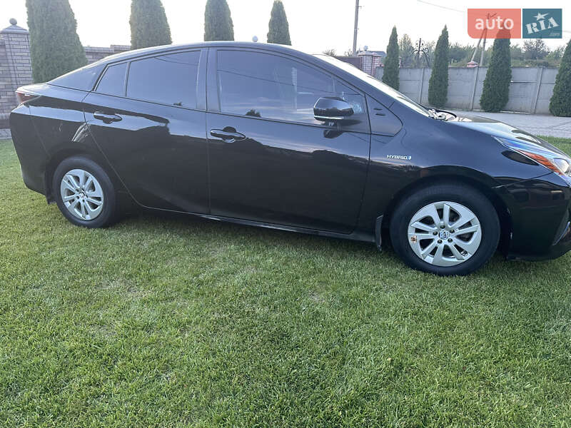 Хэтчбек Toyota Prius 2016 в Черновцах фото 14 Хэтчбек Toyota Prius 2016 в Черновцах