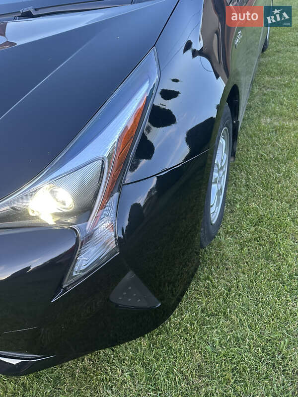 Хэтчбек Toyota Prius 2016 в Черновцах фото 28 Хэтчбек Toyota Prius 2016 в Черновцах