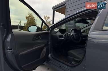 Хэтчбек Toyota Prius 2024 в 