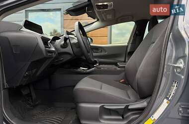 Хэтчбек Toyota Prius 2024 в 
