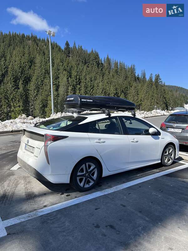 Хэтчбек Toyota Prius 2016 в Хмельницком фото 41 Хэтчбек Toyota Prius 2016 в Хмельницком