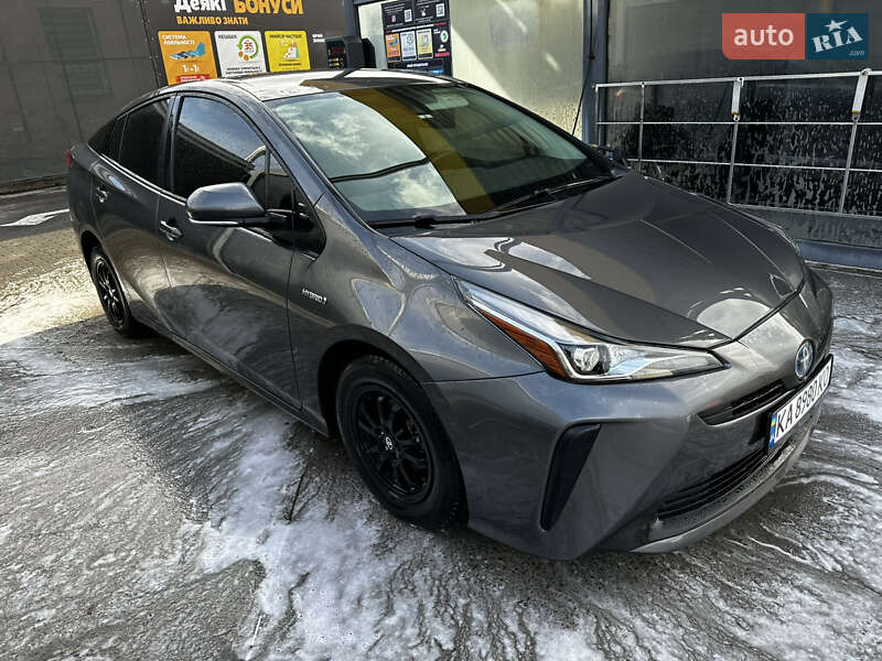 Хэтчбек Toyota Prius 2022 в Кременчуге