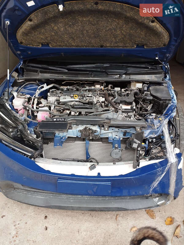 Хэтчбек Toyota Prius 2023 в Одессе