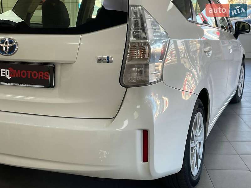 Хэтчбек Toyota Prius 2012 в Киеве фото 10 Хэтчбек Toyota Prius 2012 в Киеве