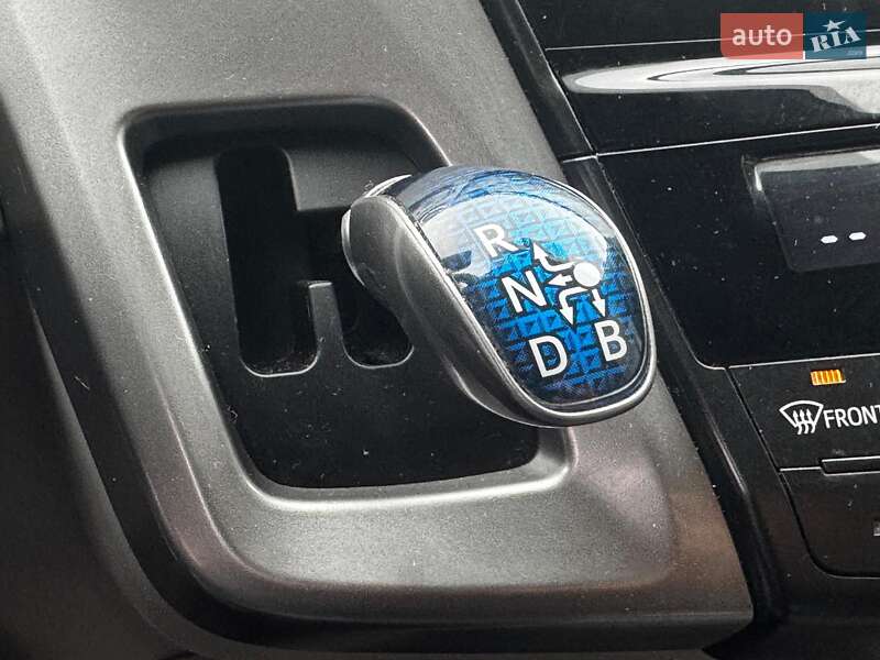 Хэтчбек Toyota Prius 2017 в Харькове фото 15 Хэтчбек Toyota Prius 2017 в Харькове