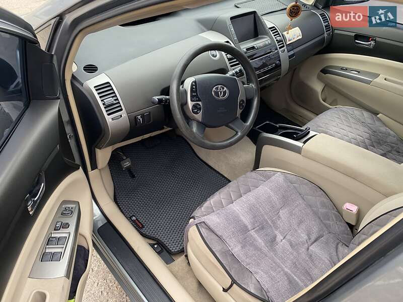 Хэтчбек Toyota Prius 2005 в Харькове