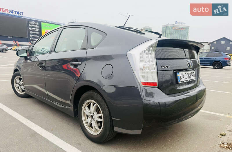 Хэтчбек Toyota Prius 2010 в Киеве фото 10 Хэтчбек Toyota Prius 2010 в Киеве