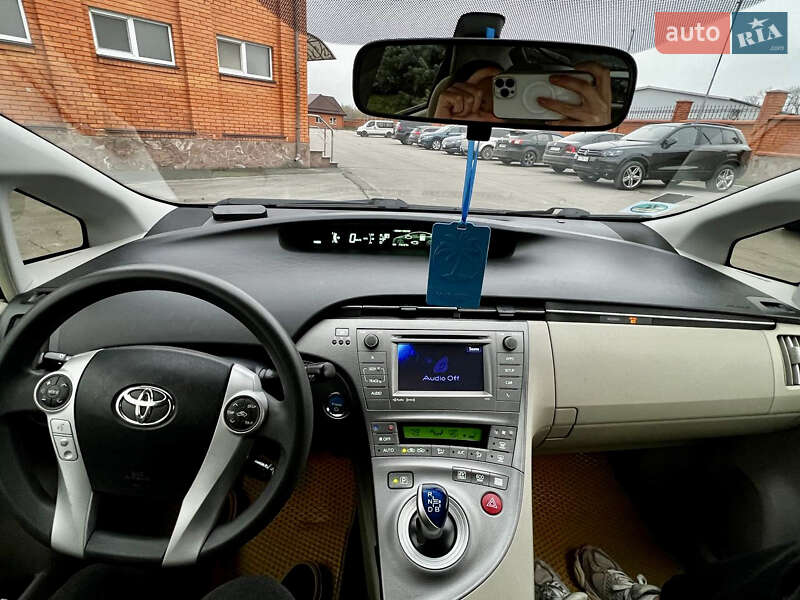 Хетчбек Toyota Prius 2013 в Києві