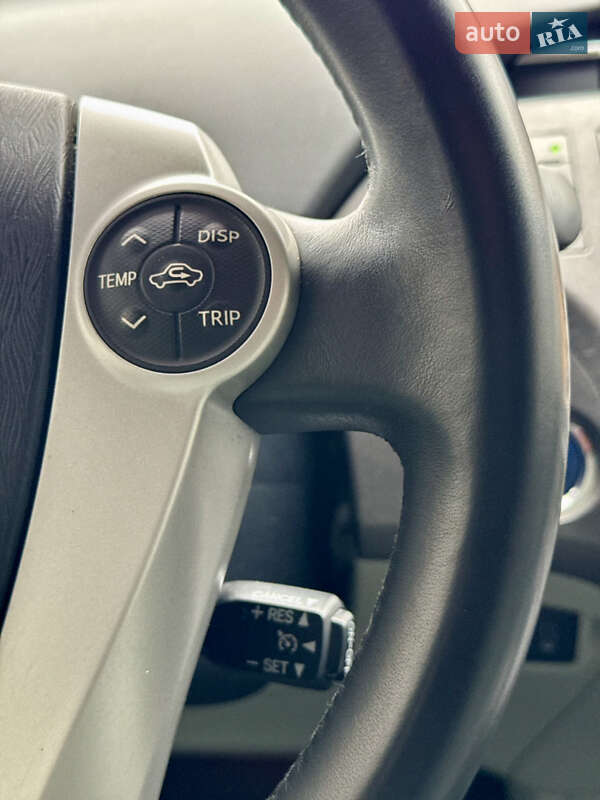 Хэтчбек Toyota Prius 2012 в Киеве