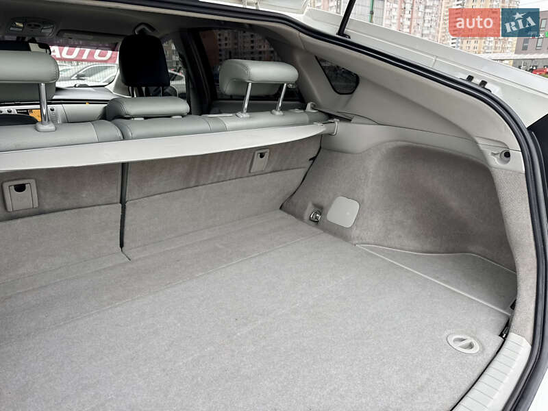 Хэтчбек Toyota Prius 2012 в Киеве