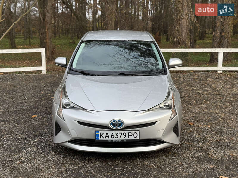 Хэтчбек Toyota Prius 2016 в Киеве фото 2 Хэтчбек Toyota Prius 2016 в Киеве