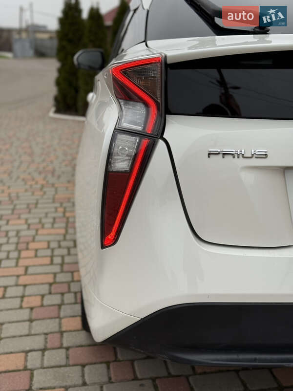 Хэтчбек Toyota Prius 2017 в Одессе фото 11 Хэтчбек Toyota Prius 2017 в Одессе