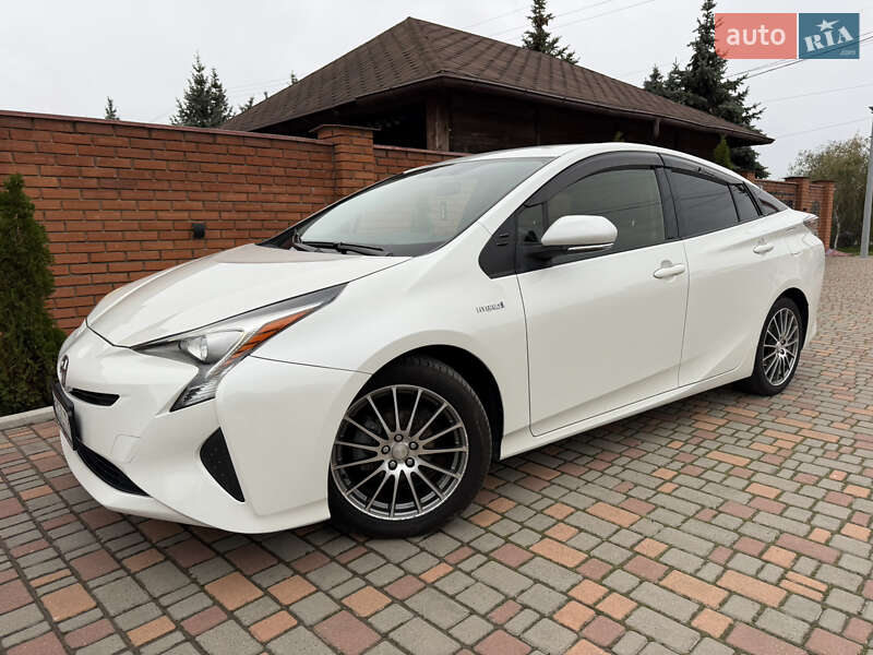 Хэтчбек Toyota Prius 2017 в Одессе фото 13 Хэтчбек Toyota Prius 2017 в Одессе