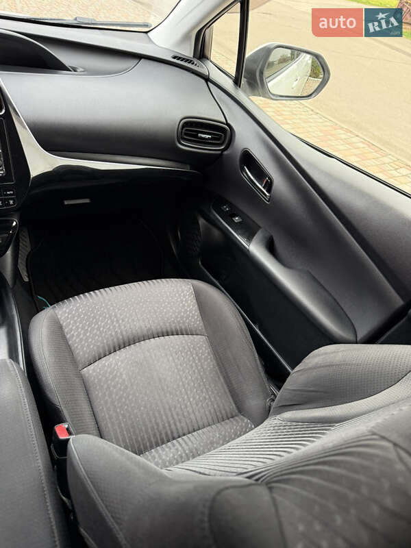 Хэтчбек Toyota Prius 2017 в Одессе фото 50 Хэтчбек Toyota Prius 2017 в Одессе