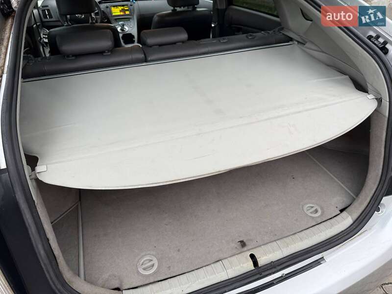 Хэтчбек Toyota Prius 2011 в Хмельницком