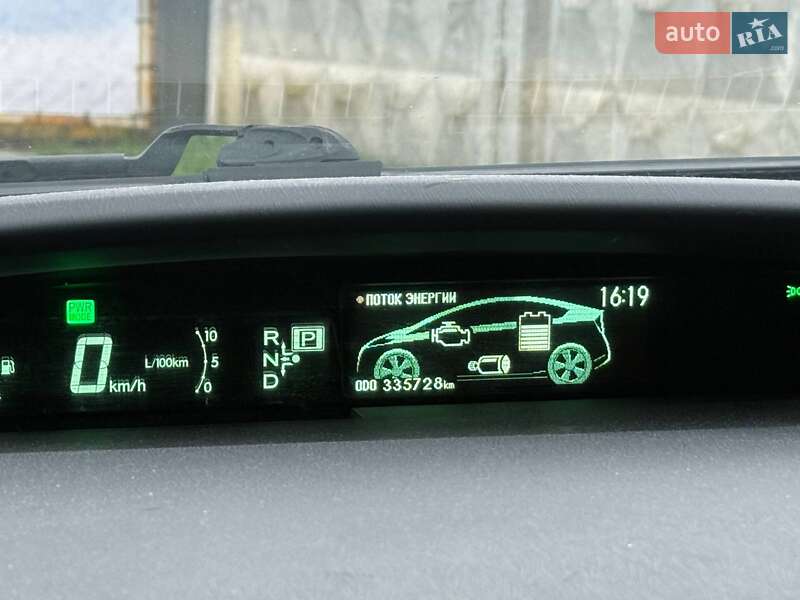 Хэтчбек Toyota Prius 2011 в Хмельницком