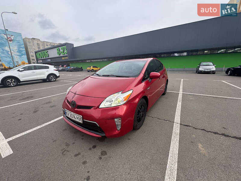 Хэтчбек Toyota Prius 2014 в Киеве фото 7 Хэтчбек Toyota Prius 2014 в Киеве