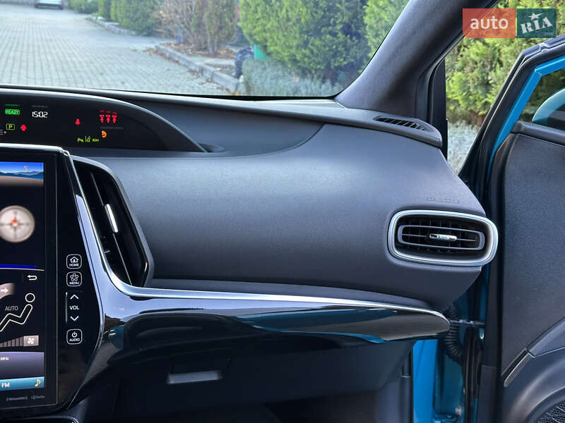 Хетчбек Toyota Prius 2022 в Одесі