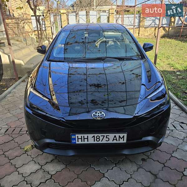 Хэтчбек Toyota Prius 2024 в Одессе фото Хэтчбек Toyota Prius 2024 в Одессе