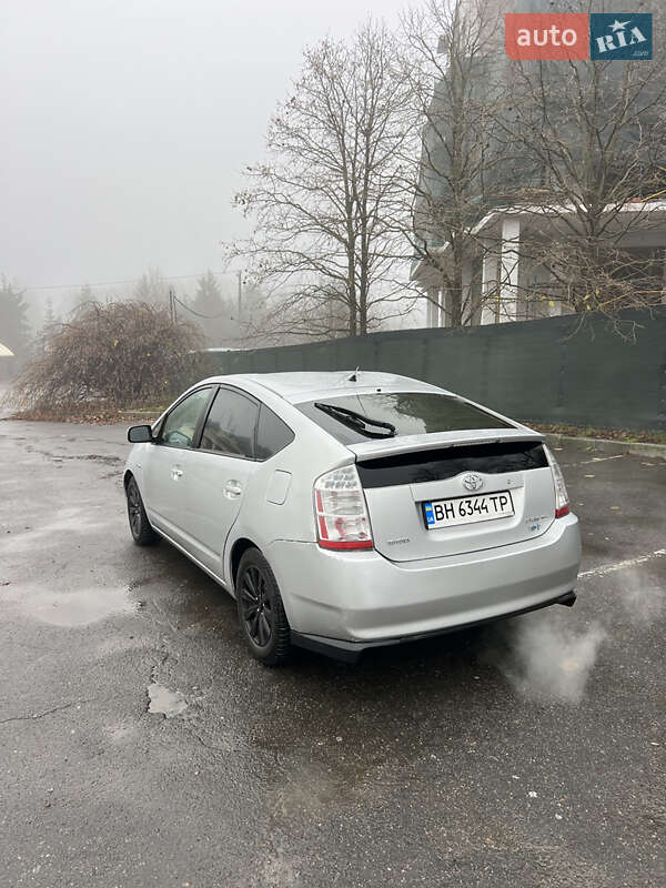 Хэтчбек Toyota Prius 2007 в Умани