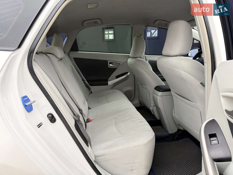 Хэтчбек Toyota Prius 2012 в Одессе