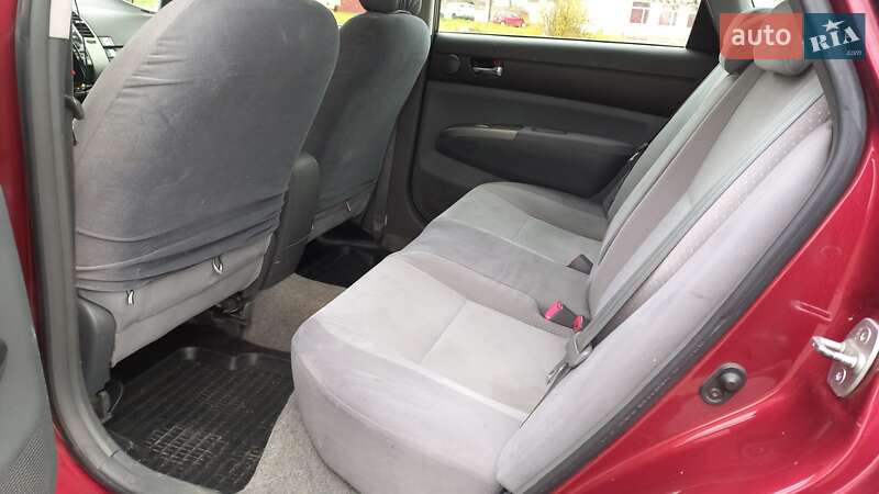 Хэтчбек Toyota Prius 2005 в Луцке фото 26 Хэтчбек Toyota Prius 2005 в Луцке