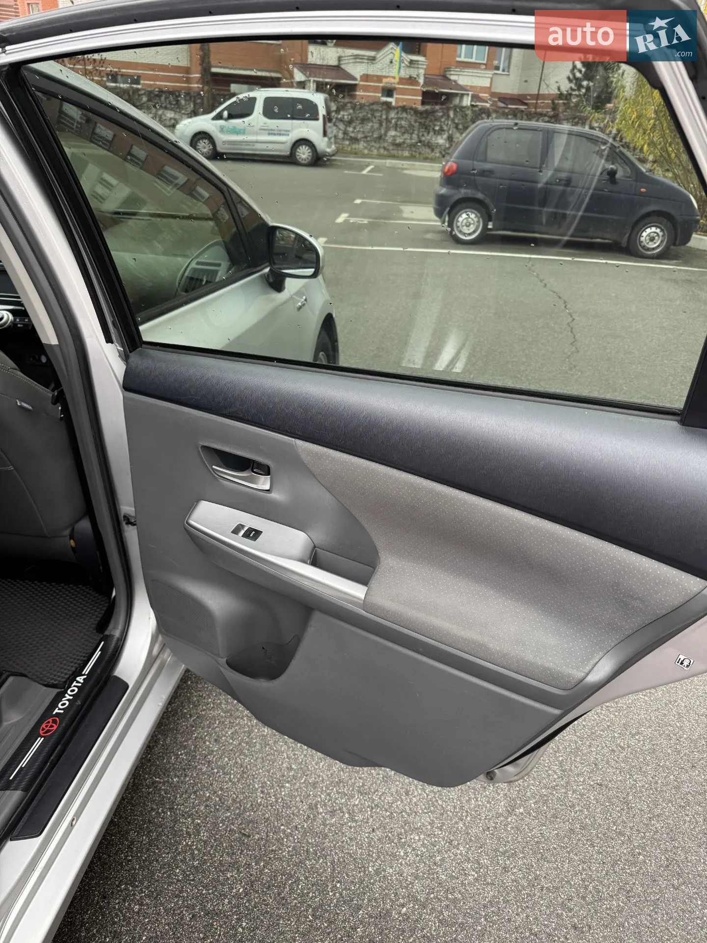2013 Toyota Prius - мініатюра 8