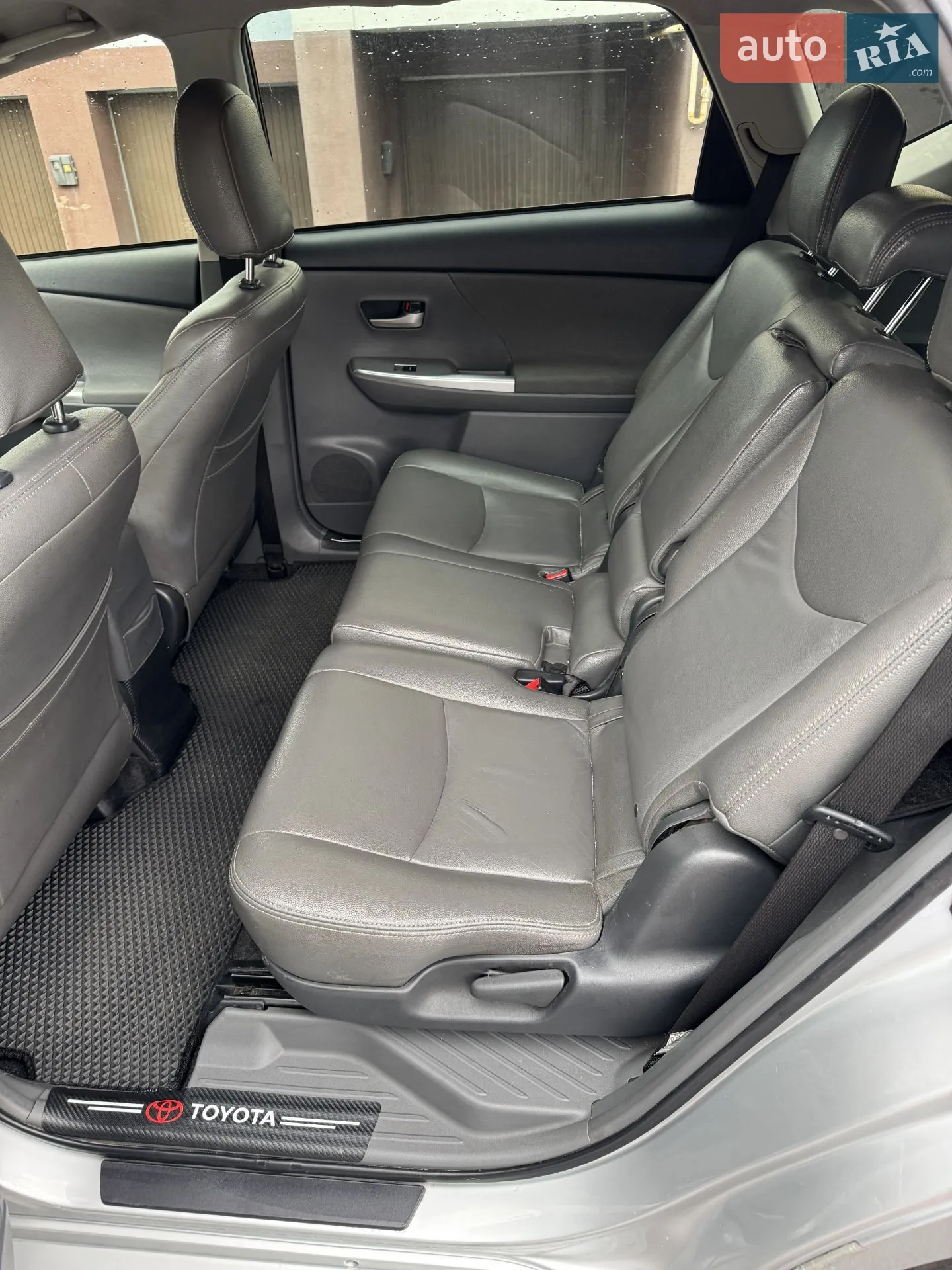 2013 Toyota Prius - мініатюра 11