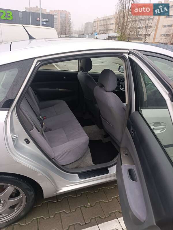 Хэтчбек Toyota Prius 2008 в Киеве