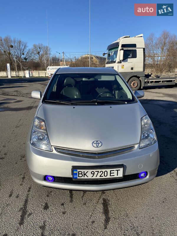 Toyota Prius 2008