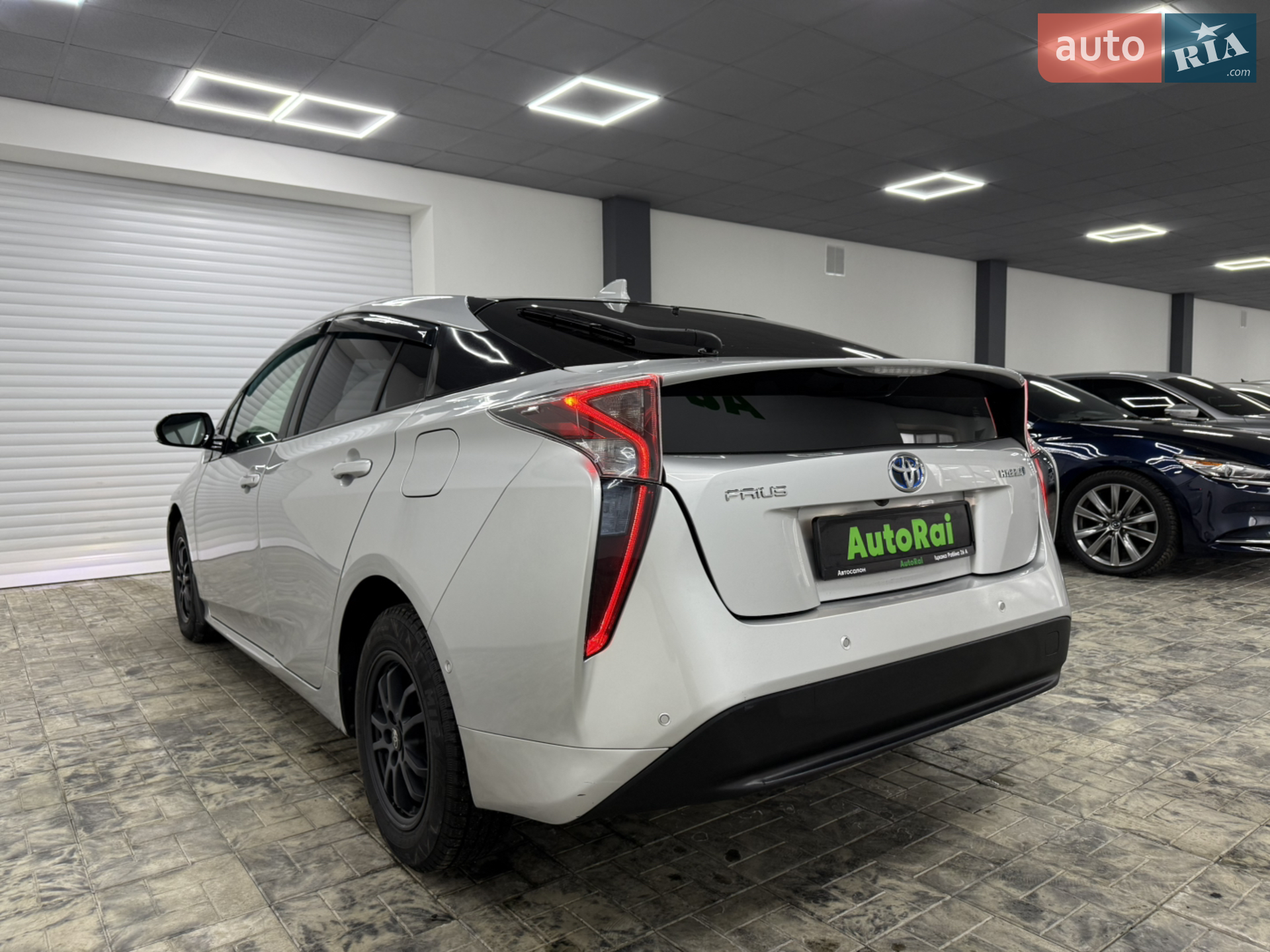 2017 Toyota Prius - мініатюра 6