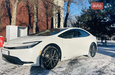 Хэтчбек Toyota Prius 2024 в Днепре