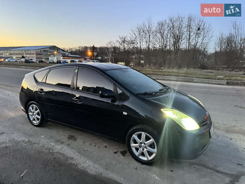 Хэтчбек Toyota Prius 2005 в Львове фото 3 Хэтчбек Toyota Prius 2005 в Львове