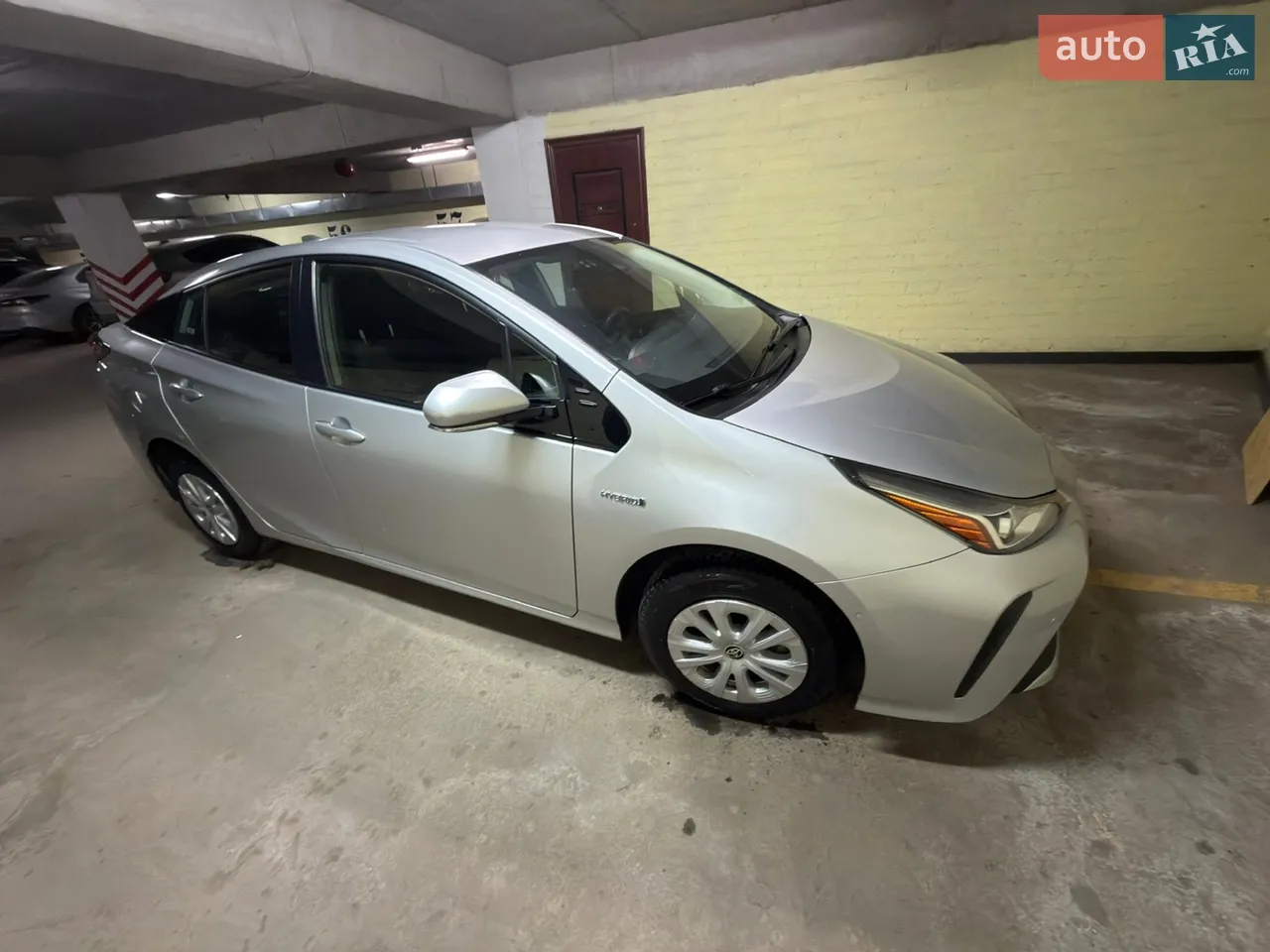 2020 Toyota Prius - мініатюра 9