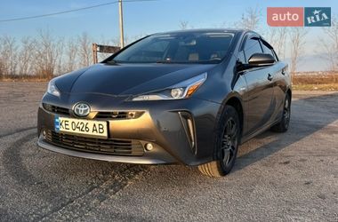 Хэтчбек Toyota Prius 2019 в Днепре