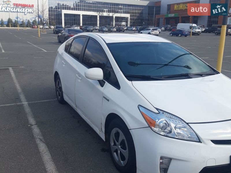 Хетчбек Toyota Prius 2013 в Броварах